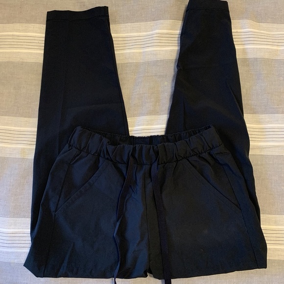 Under Armour Joggers - Picture 1 of 9